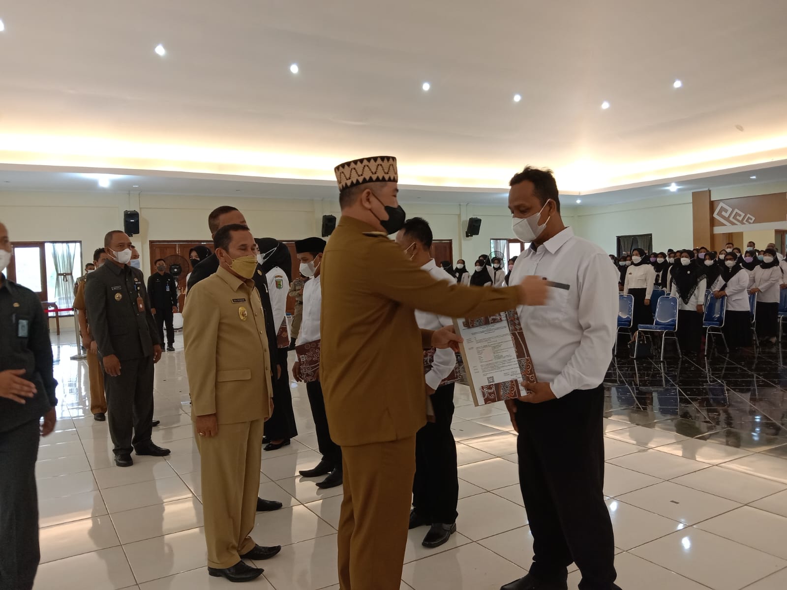 186 PPPK dan 3 CPNS Pesawaran Terima SK  Pengangkatan