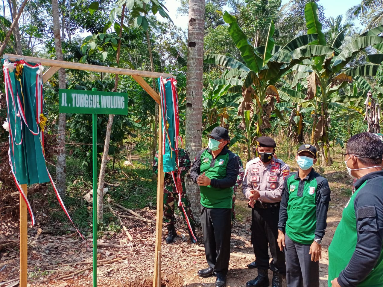 Bupati Pringsewu Tutup Kegiatan Karya Bhakti TNI 2021 Kodim 0424/TGM