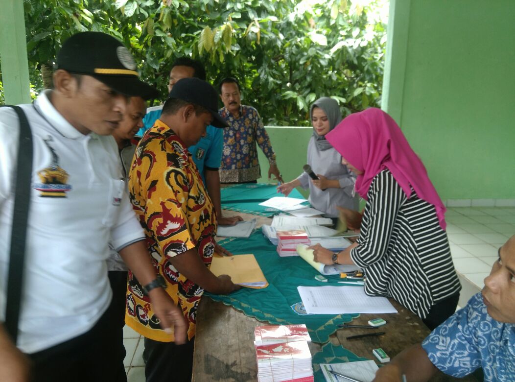 Aparat Pekon se-Kecamatan Banyumas Beramai-Ramai Buka Rekening Bank