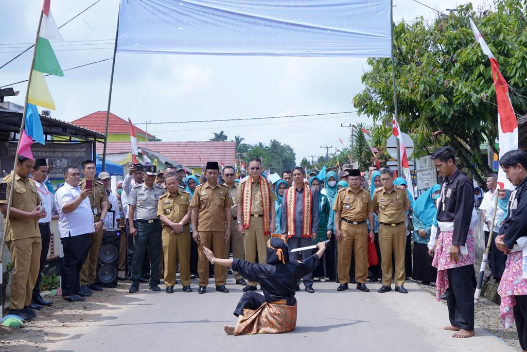 Adi Erlansyah Hadiri Penilaian Lomba Pekon di Sukamulya Pringsewu