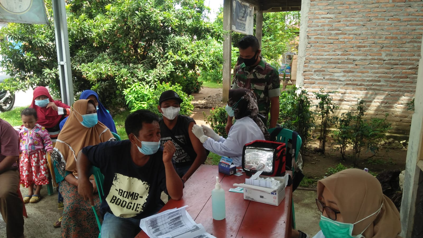 Pekon Guring 'Genjot' Vaksinasi Cegah Penyebaran Covid-19