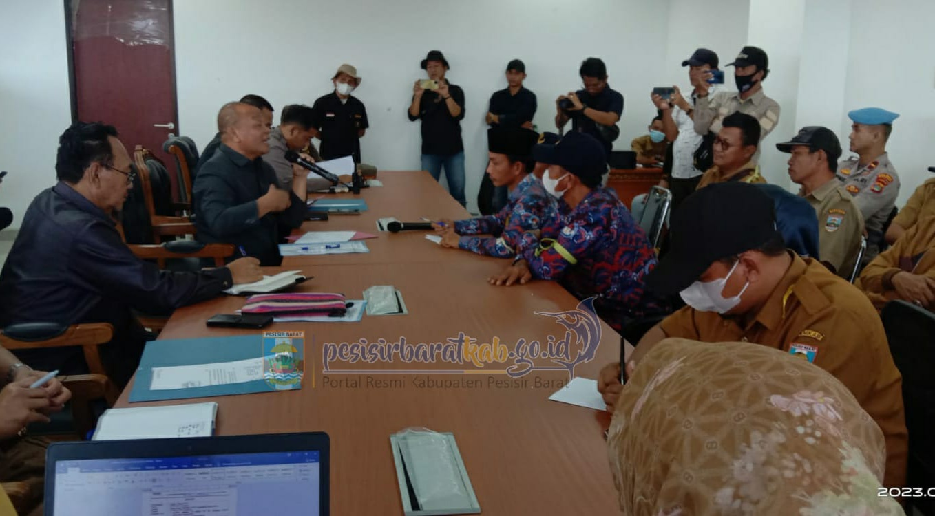 Pemkab Pesibar Gelar Audiensi Bersama PDDI