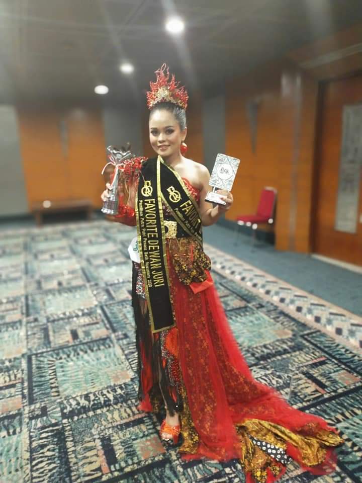 Pesona Batik Nusantara Internasional 2020, Diva dari Pringsewu Raih 2 Kategori