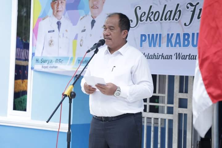 Wabup Taufik Buka Sekolah Jurnalistik 2022 PWI Kabupaten Asahan