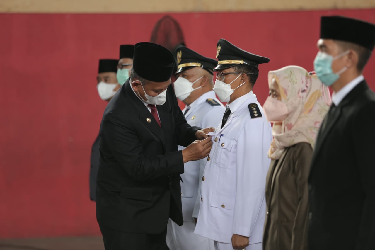 160 Pejabat Administrator, Pengawas & Fungsional Pemkab Pringsewu Dilantik