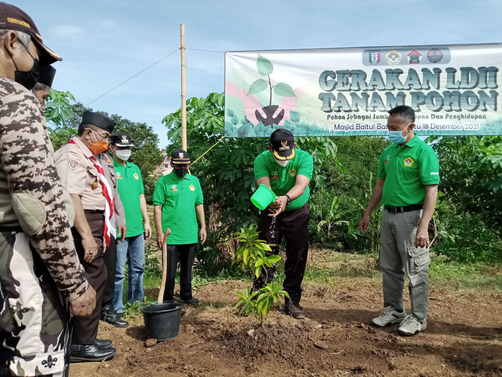 Gerakan LDII Tanam Pohon, Wabup Pringsewu Tanam Pohon Alpukat