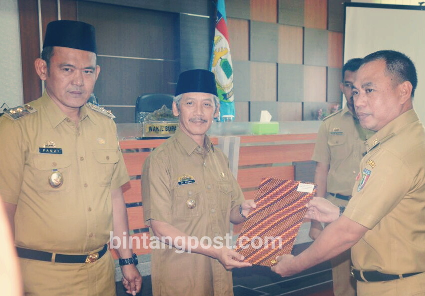 Bupati Pringsewu Serahkan  DPA-OPD Tahun 2018.