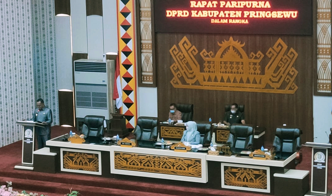 Pertanggungjawaban APBD 2020. Bupati Pringsewu Jawab Pandangan Umum Fraksi