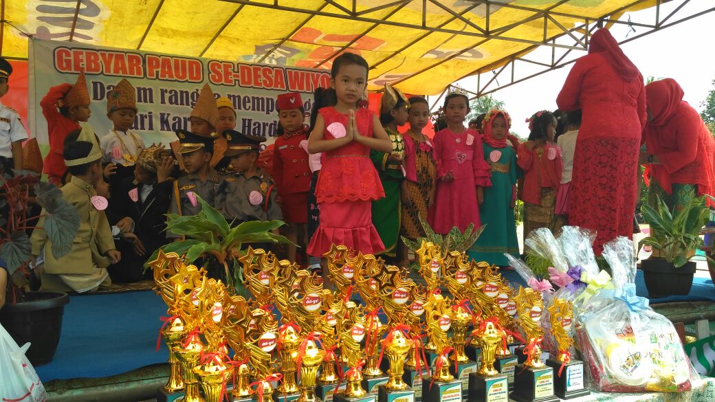 Sambut Hari Kartini, Ratusan Murid PAUD Ikuti Lomba Fashion Show