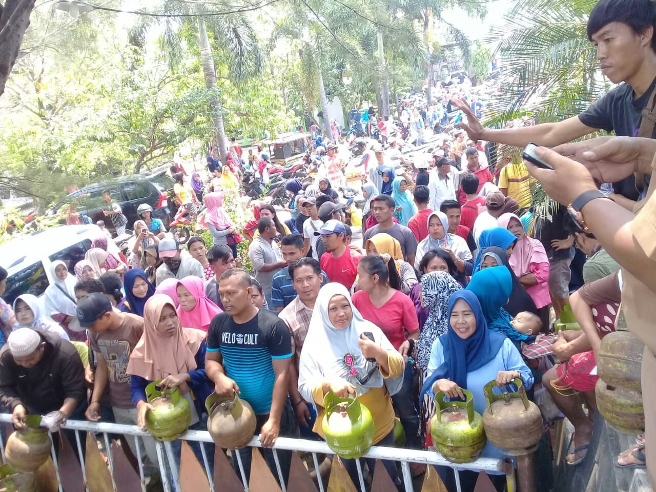 LPG Menghilang, Disperindag Lamsel gelar Pasar Murah.