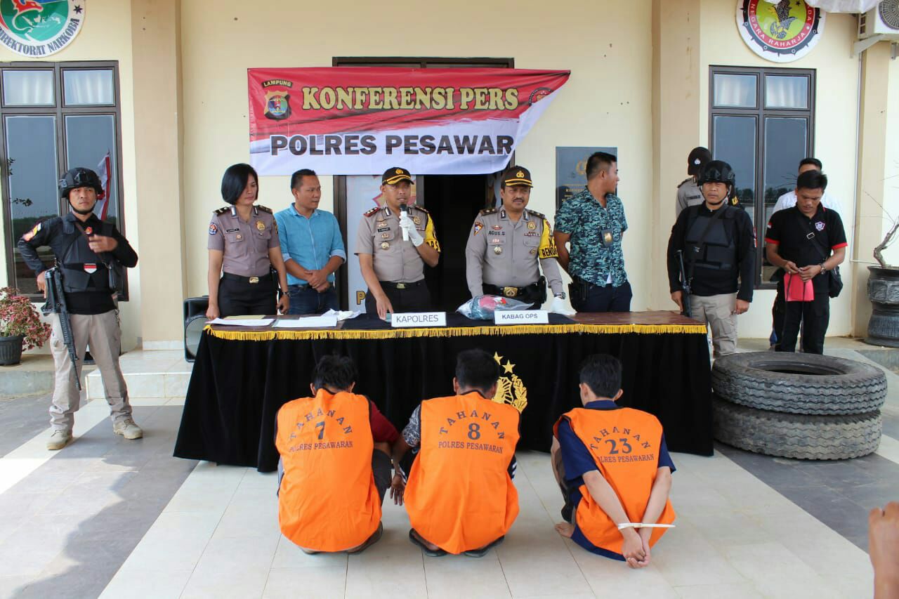 Polres Pesawaran Amankan Tersangka Pencurian dan Pengedar Narkoba
