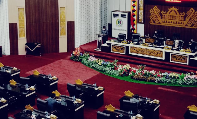 Terkait 2 Ranperda, Bupati Pringsewu Jawab Pemandangan Umum Fraksi-fraksi DPRD