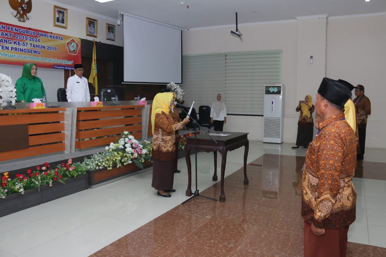 Pengurus PWRI Dan Kerta Kabupaten Pringsewu 2019-2024 Dikukuhkan