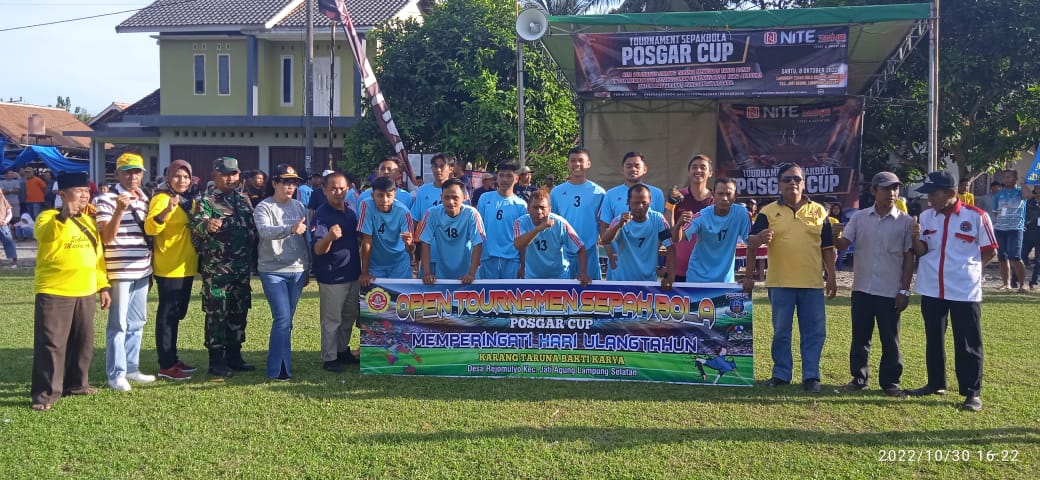 Open Turnamen Sepak Bola Posgar Cup Jati Agung Resmi Dibuka