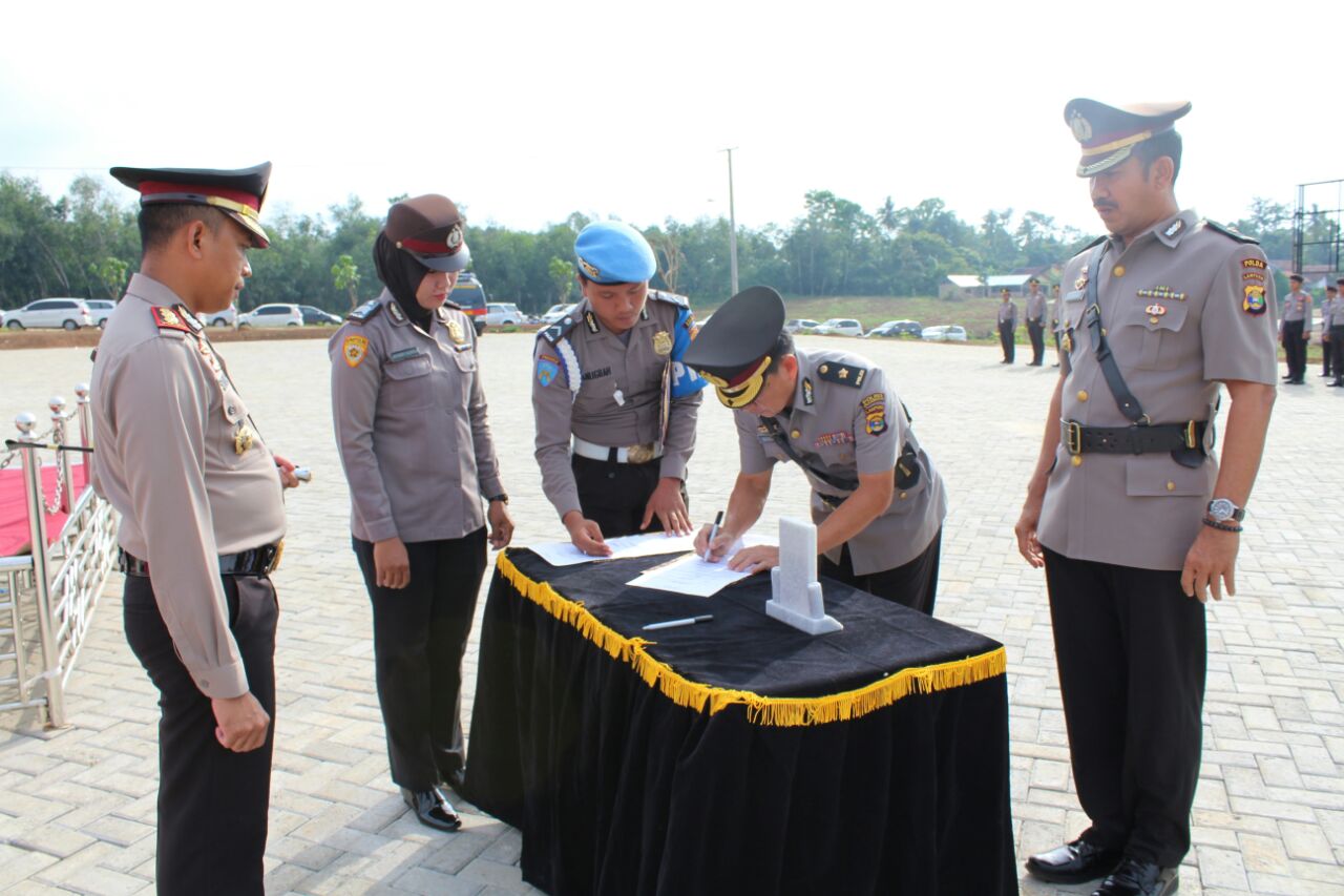 Dua PJU Polres Pesawaran Di Ganti