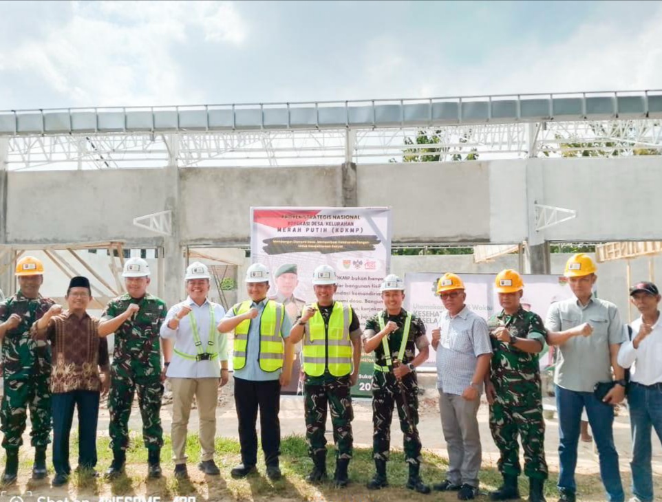 Bersama Danrem 043/Gatam, Wabup Pesawaran Tinjau Progres KDMP Sukaraja