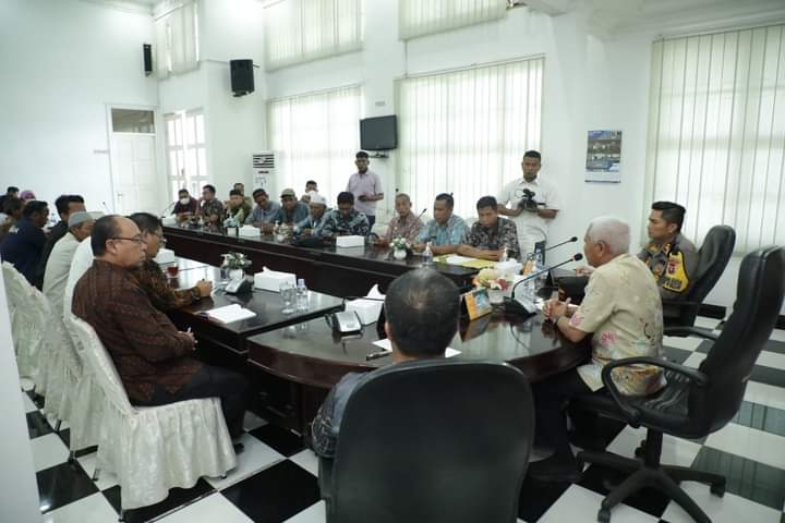 Tampung Aspirasi, Bupati Asahan Terima Perwakilan Masyarakat Desa Bagan Asahan dan Sei Lunang