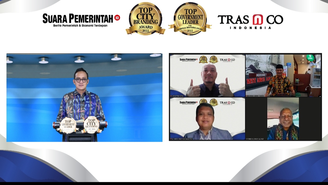 Top City Branding Award dan Top Government Leader For Personal Branding Award 2022.