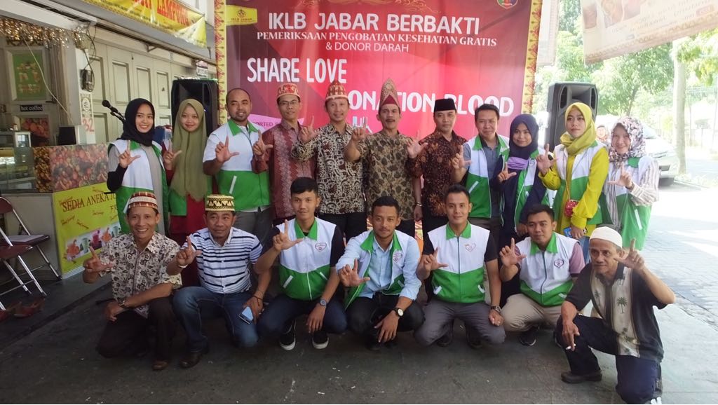 Gelar Pertemuan Rutin, ILKB Jabar Adakan Kegiatan Bhakti Sosial