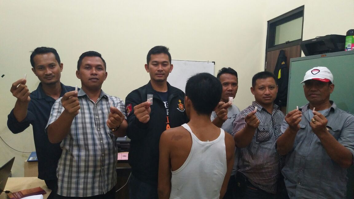 Sat Resnarkoba Polres Pesawaran Tangkap Pengedar Sabu