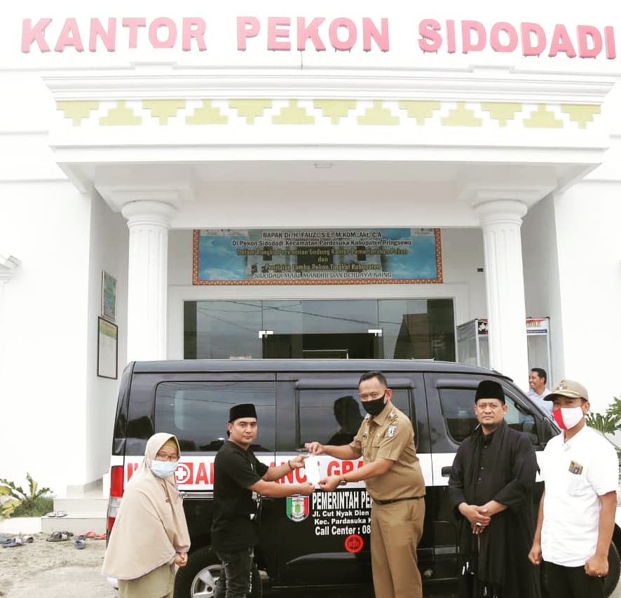 Pemerintah Pekon Sidodadi Terima Sumbangan Ambulance Dari Warga.