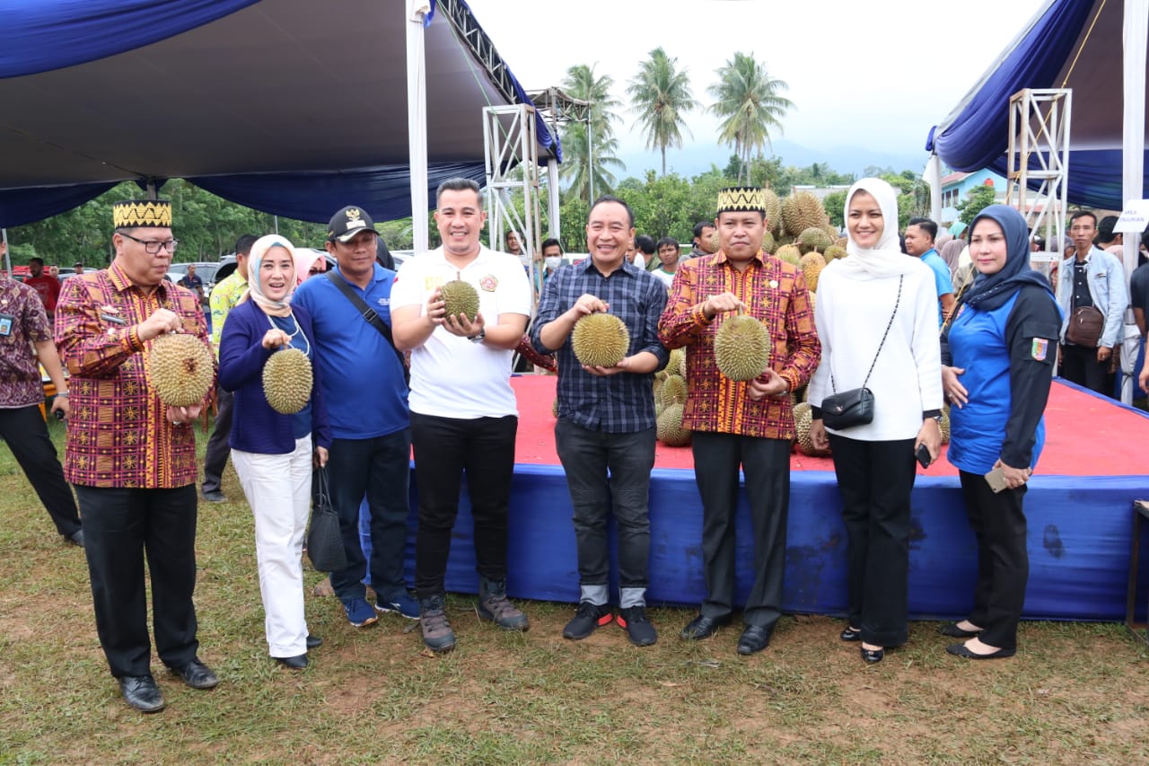 Di Pesawaran Akan Ada Kampung Durian Lokal