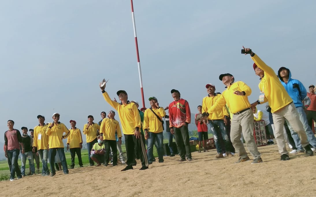 Pemkab Pringsewu Gelar Lomba Burung Merpati Kolongan Bupati Cup I