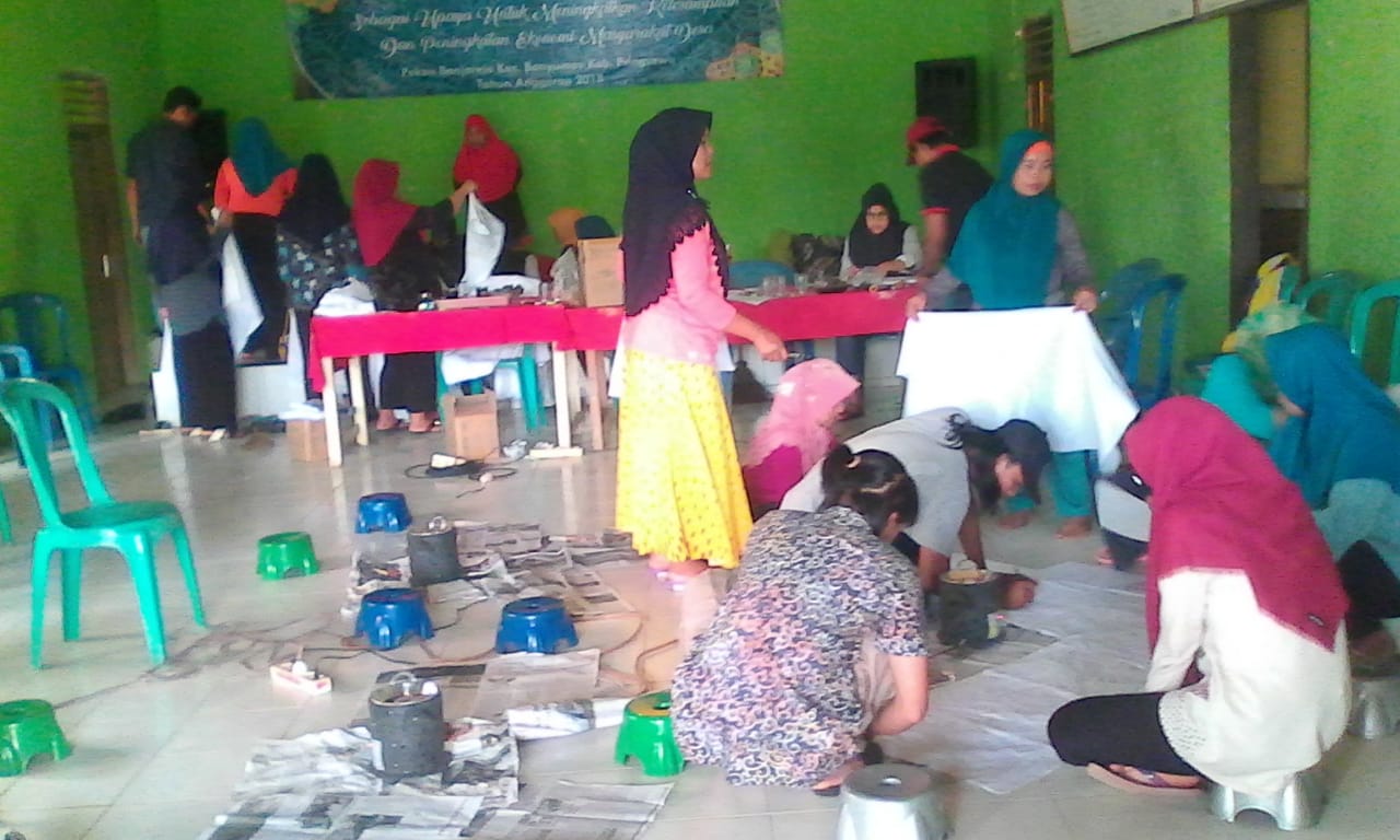 Pengembangan Batik Tulis Di Banjarrejo