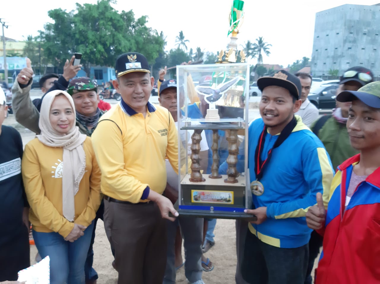 Wabup Pringsewu Tutup Lomba Burung Merpati Kolongan Bupati Cup I