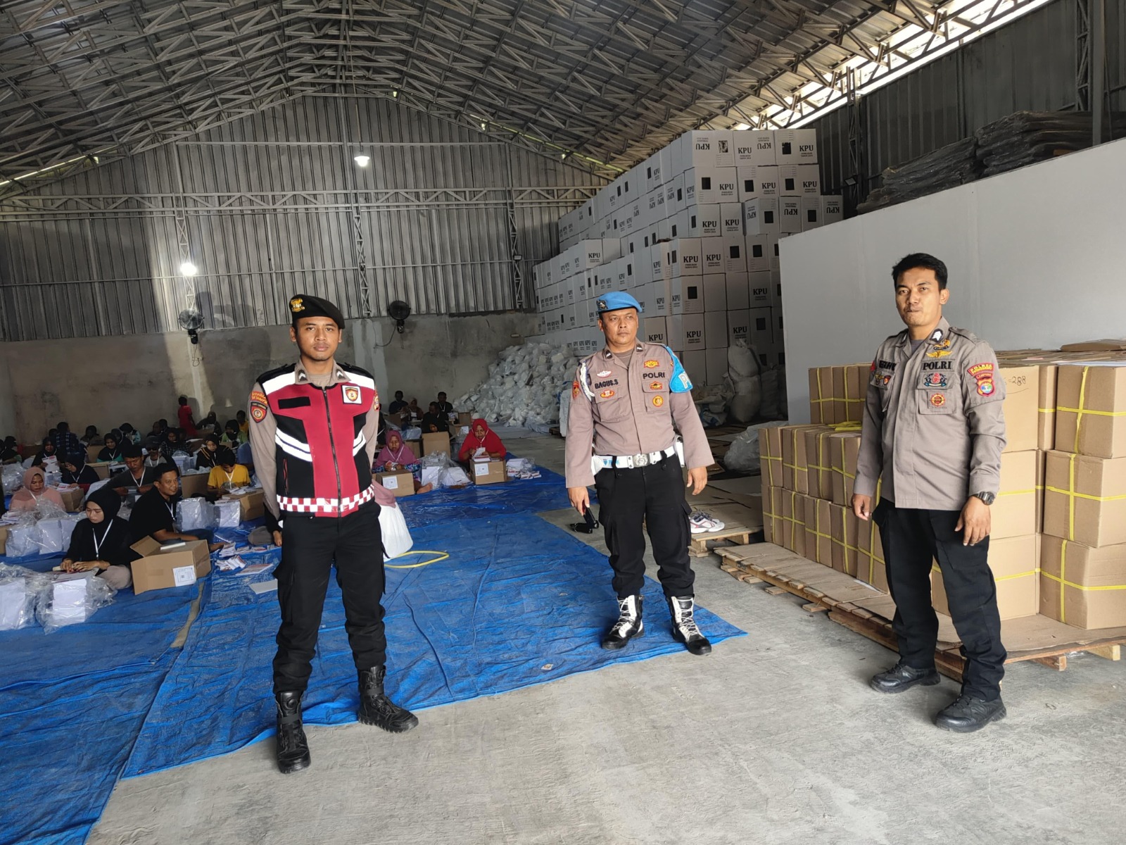 Polres Pringsewu Amankan Proses Sortasi dan Pelipatan Surat Suara Pilkada Serentak 2024