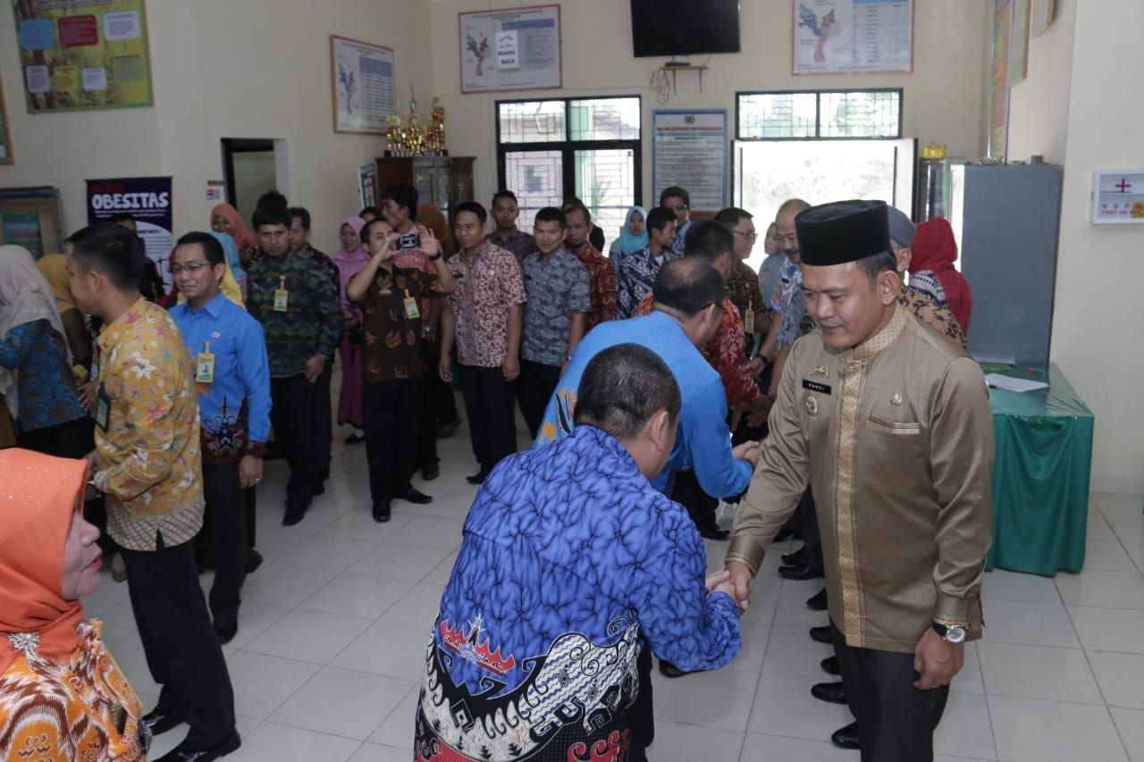 Pasca Cuti Bersama, Wabup Pringsewu Pimpin Apel dan Gelar Sidak