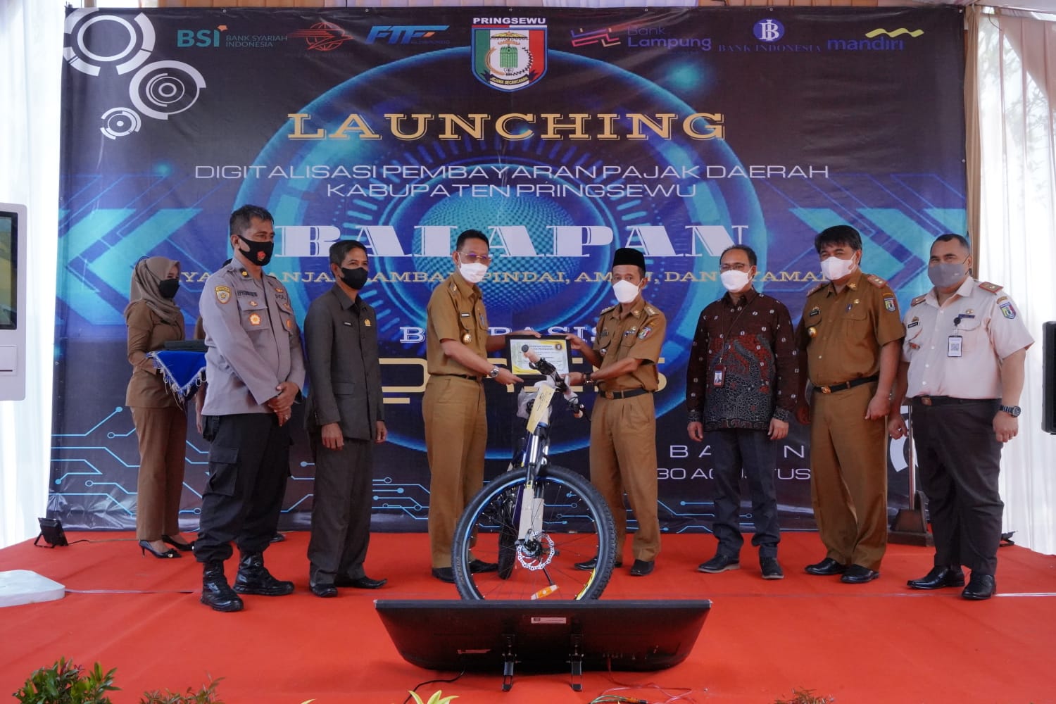 Pemkab Pringsewu Terapkan Pembayaran Pajak Daerah Berbasis QRIS
