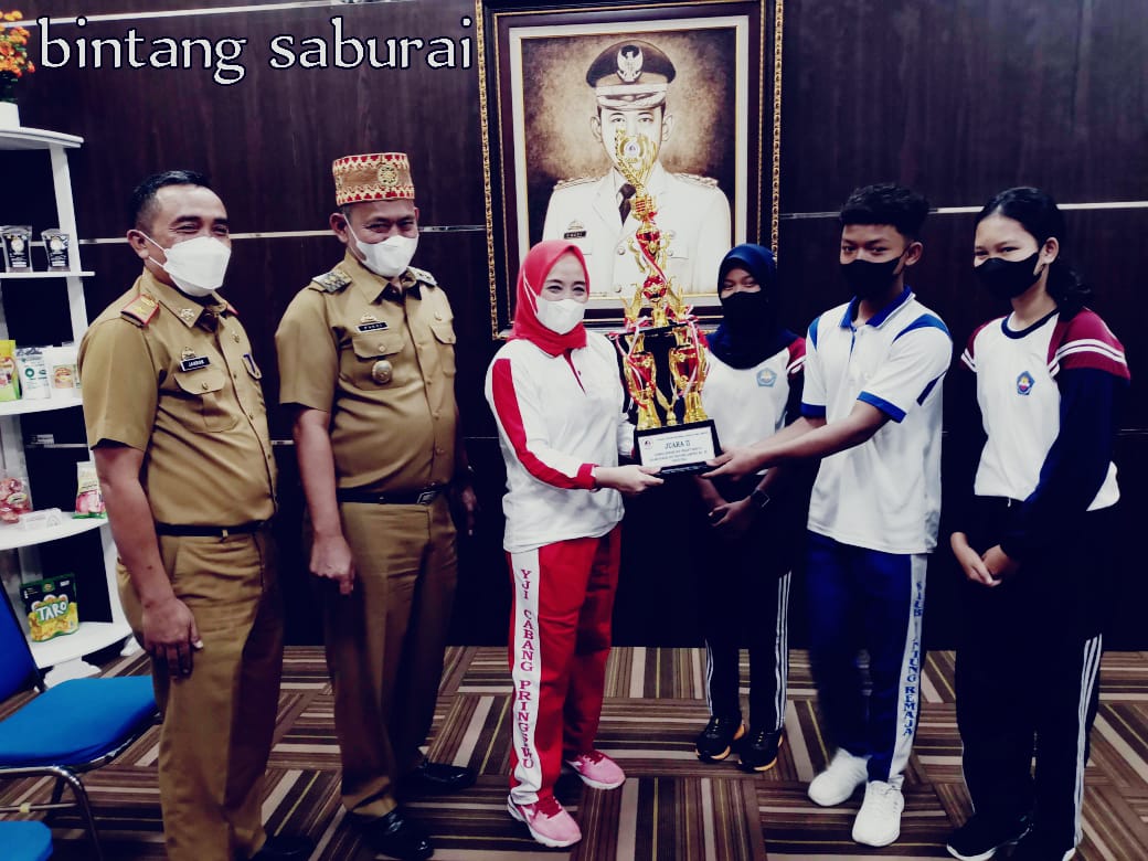 Klub Jantung Remaja Pringsewu Juara II Lomba Senam Hip Heart Provinsi Lampung