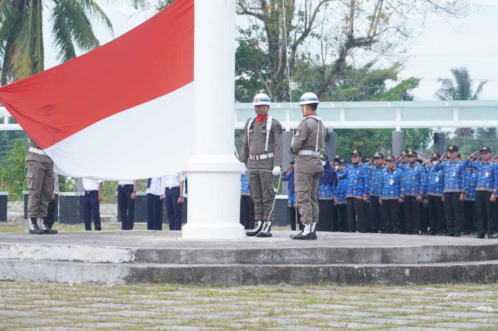 Pesibar Gelar Upacara Peringatan Hari Bela Negara dan Hari Ibu Tahun 2022