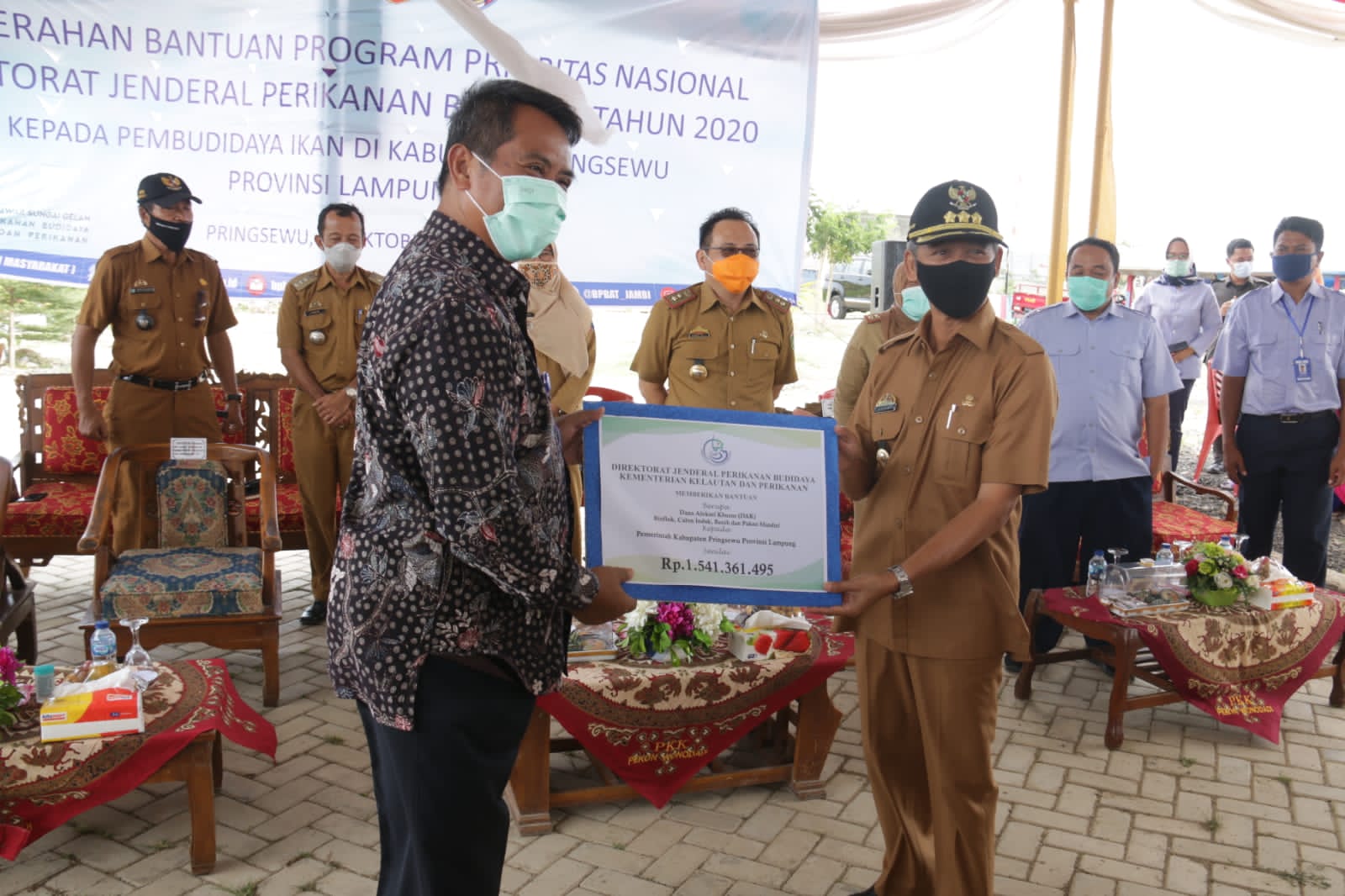Pokdakan di Pringsewu Terima Paket Bantuan Program Prioritas Nasional dari Pemerintah