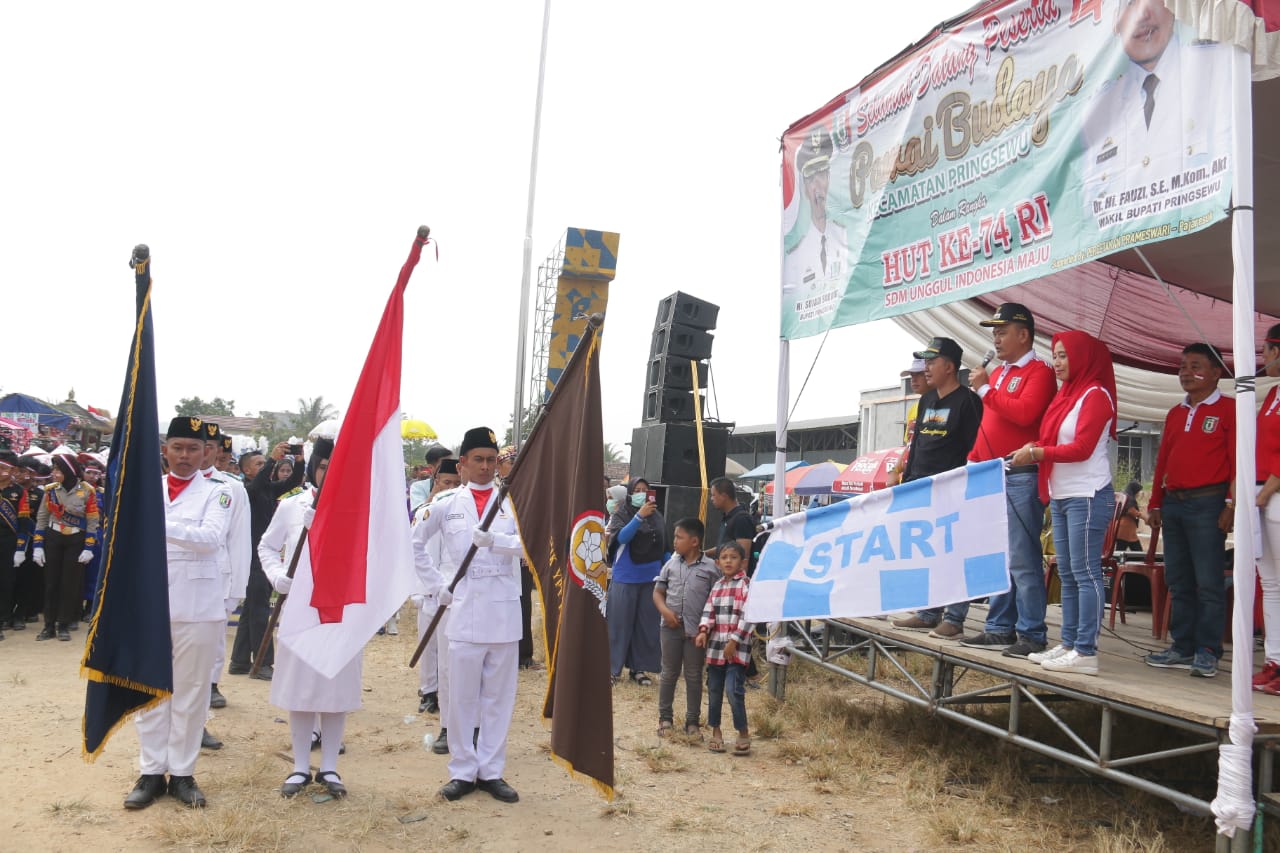 HUT RI ke-74, Kecamatan Pringsewu Gelar Pawai Budaya