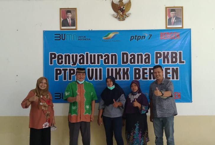 PTPN VII Unit Bergen Salurkan Dana Mitra Binaan Rp24 juta