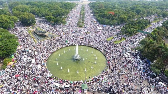 Hitung Hitungan Peserta Aksi 212 : Reuni atau Politisasi?