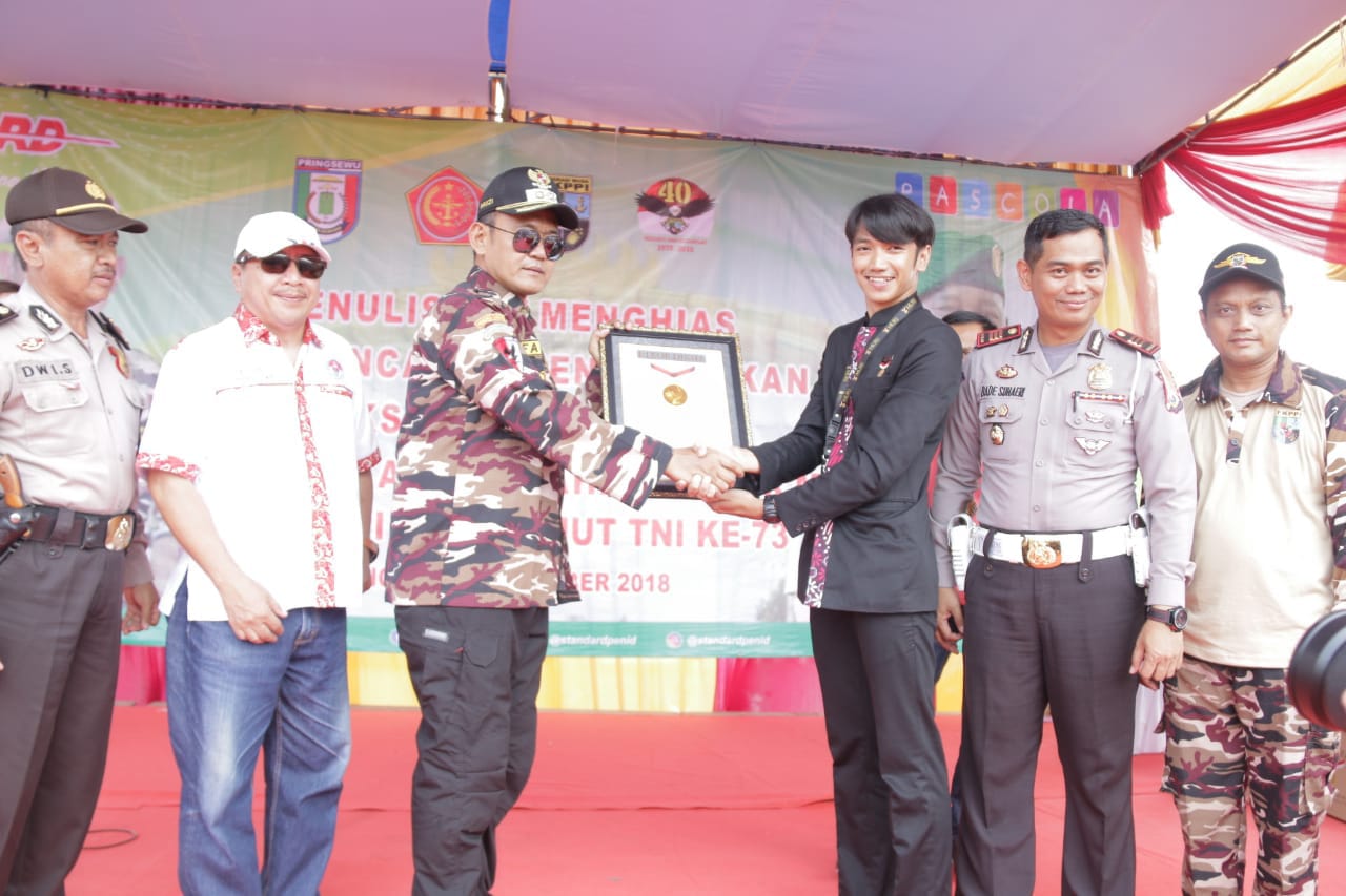 Lomba Hias Teks Pancasila FKPPI Pringsewu Masuk Rekor MURI