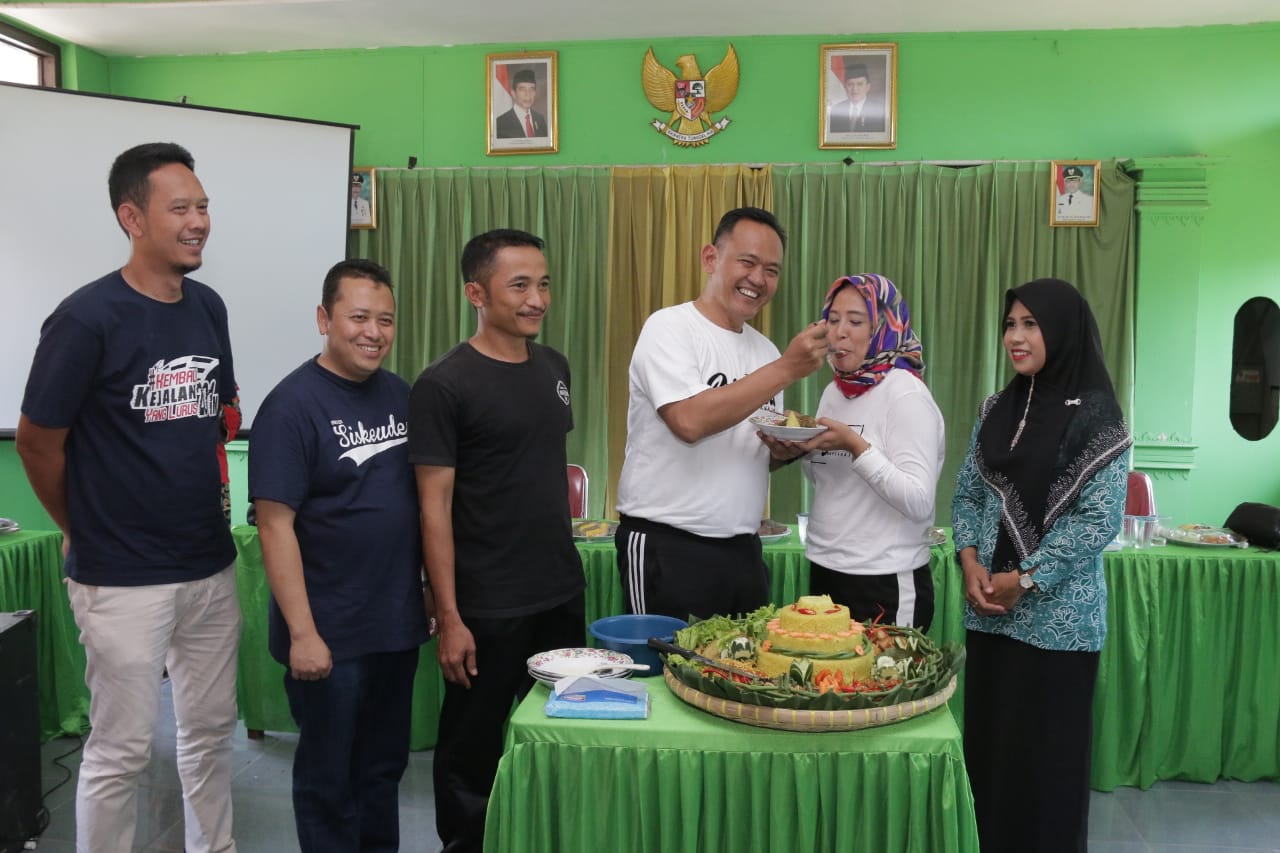Wabup Pringsewu Hadiri Peringatan Hari Ibu di Ambarawa