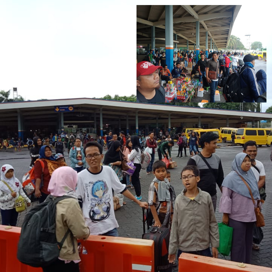 Penumpang Pejalan Kaki Diterminal Pelabuhan Penyeberangan Bakauheni Terlantar