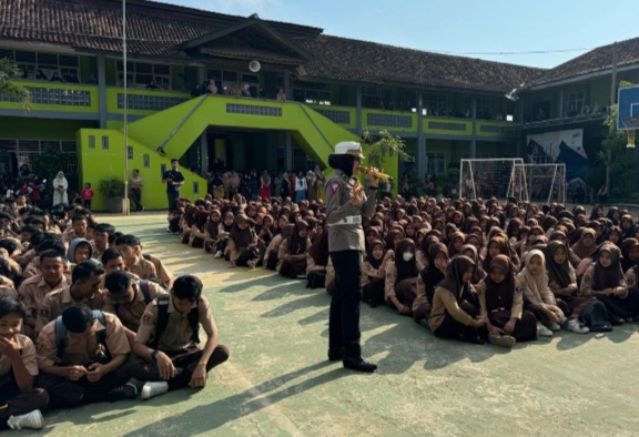 Jelang Libur Panjang, Siswa SMK Yasmida Dapat Pembekalan Berkendara