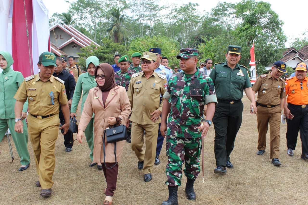 Dandim 0426 Tuba Buka Kegiatan Kharya Bhakti TNI Tahun 2019