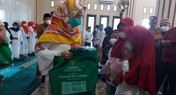 Baznas dan Pemkab Pesawaran Bagikan Bantuan di Kecamatan Padangcermin dan Wayratai