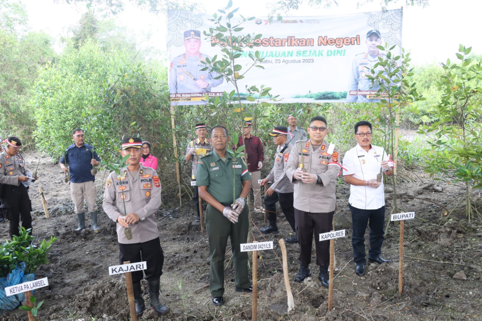 Polres Lampung Selatan Tanam 2.100 Bibit Pohon.