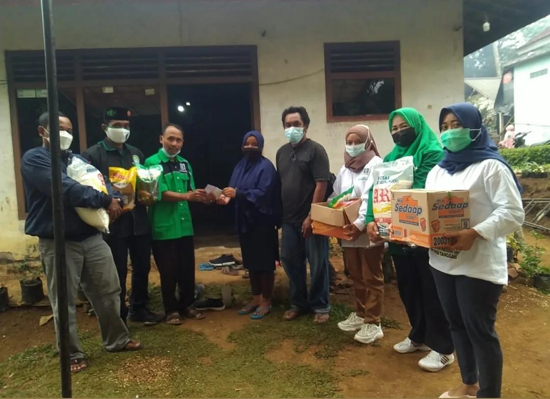 Tali Asih PKB Tanggamus Untuk Masyarakat Terdampak Covid-19