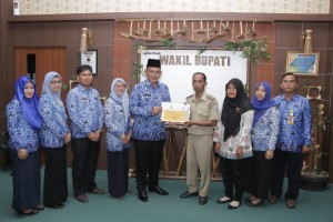 Jaga Kesehatan, Masyarakat Pandansari Selatan Manfaatkan Toga dan Akupresure