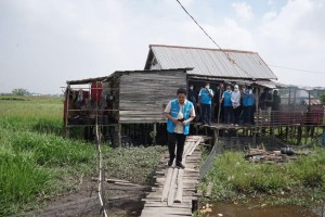 Diresmikan Menteri BUMN, 500 Keluarga di Palembang dapat Bantuan Penyambungan Listrik dari PLN