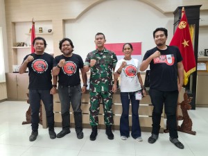 Tim JKW-PWI Sambangi Makorem 143/Halu Oleo Kendari.