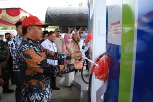 Bupati Parosil Resmikan SPBU BBM Satu Harga Kecamatan Lumbok Seminung